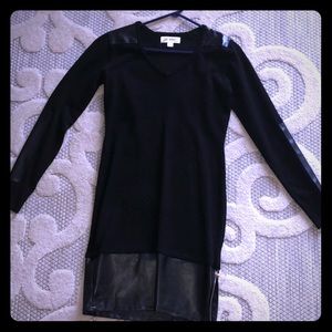 Black dresses side large!!